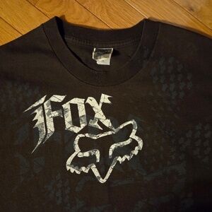 Mens Fox Dark Brown Tee Size Large ... Never Worn But Tags Removed.